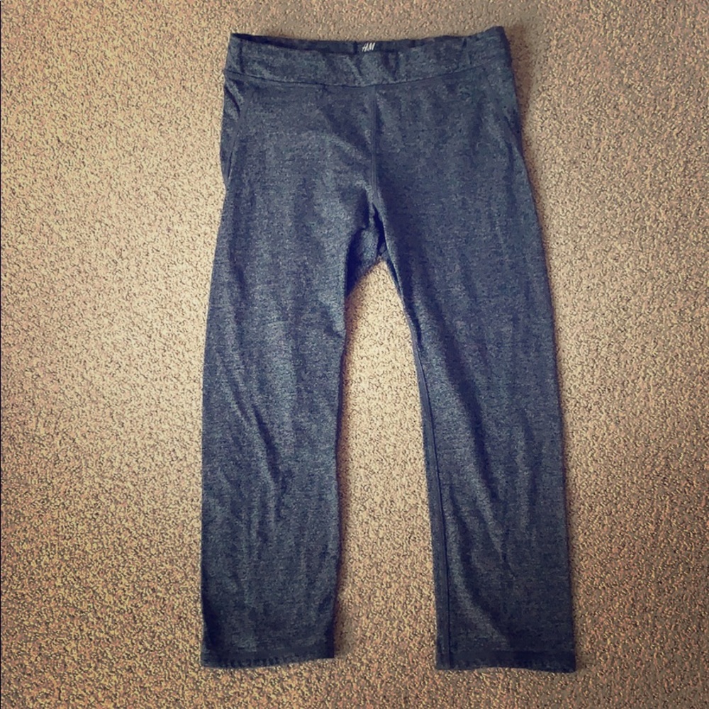 Grey Capri Leggings